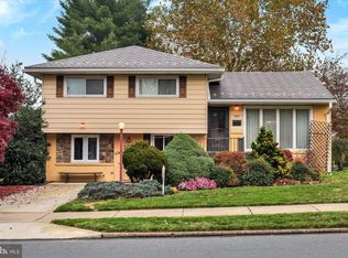 1007 Drexel Hills Blvd, New Cumberland, PA 17070