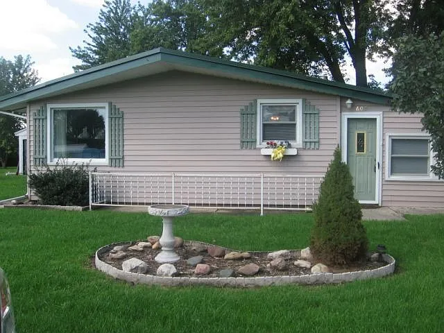 603 Walnut St photo 1