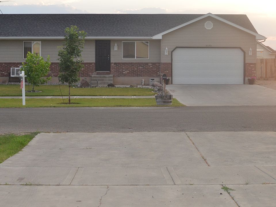 1st image of 3375 E Sandy Dr