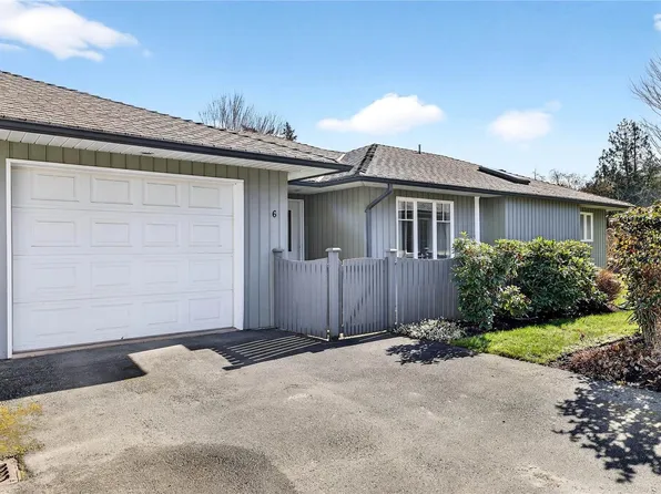 235 Park Dr #6, Saltspring Island, BC V8K 2R6