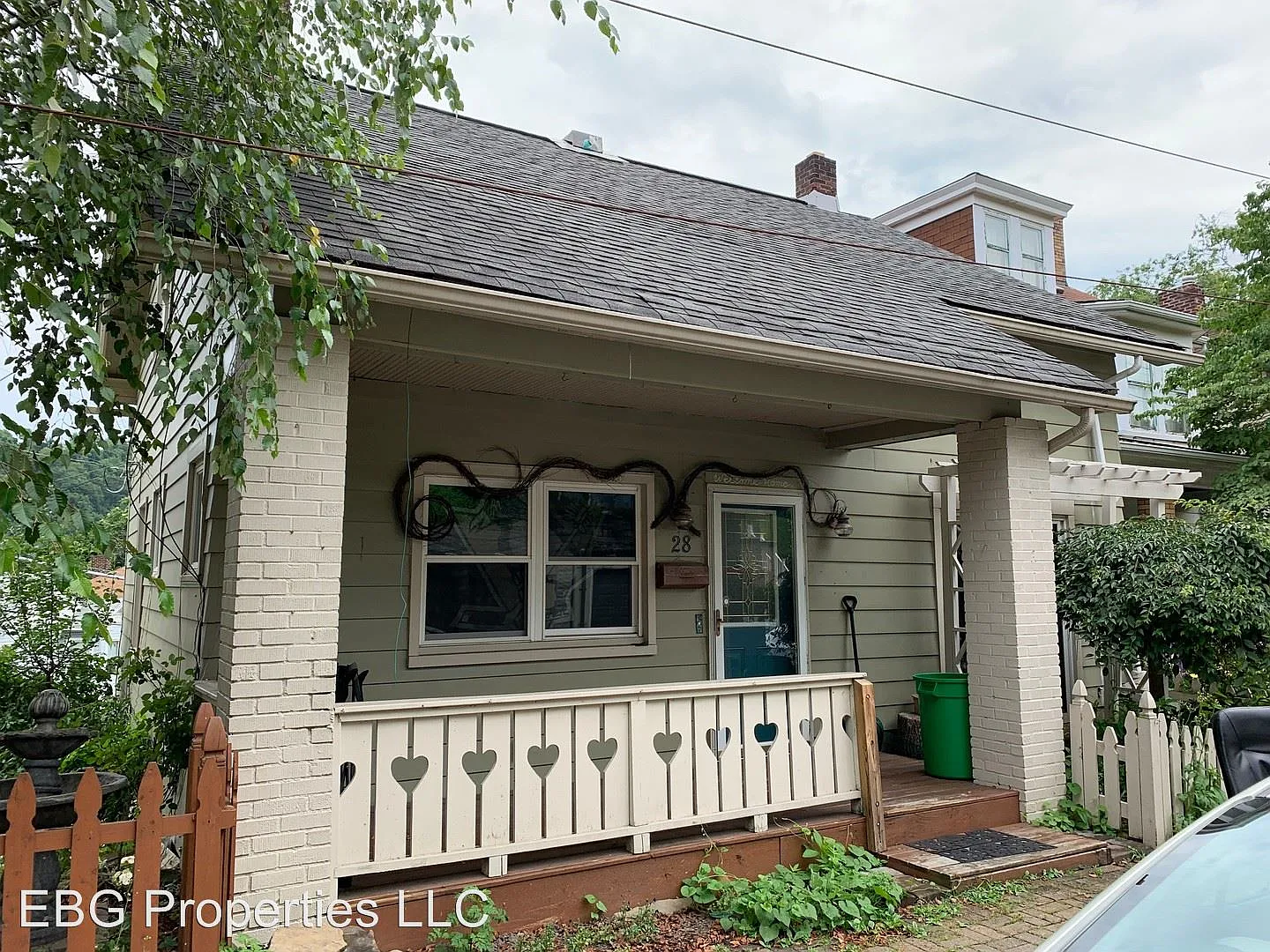 28 Elm Ln photo 1