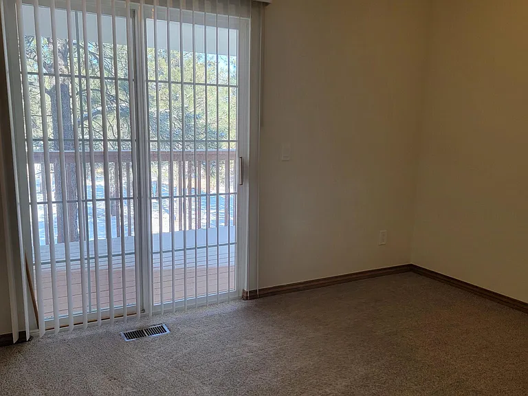 10690 Spur Pl — Photo 8