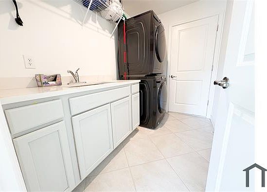 5th image of 1524 NE 36th Ter