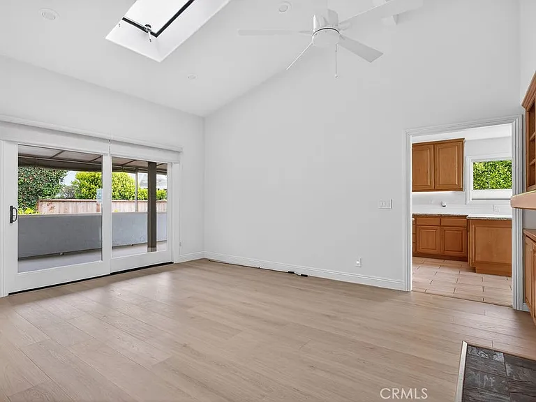 720 Emerald Bay — Photo 21