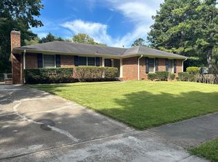 5941 Wintergreen Dr, Raleigh, NC 27609