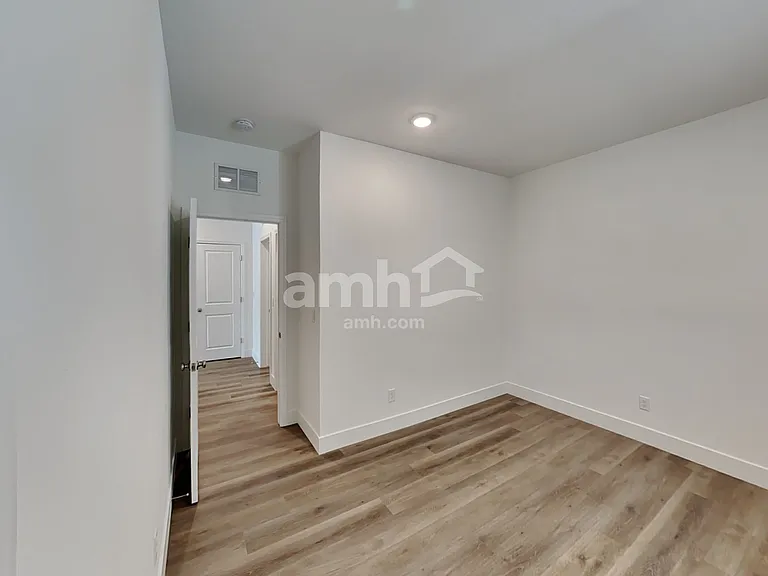 4230 Halo Hollyhock St — Photo 15