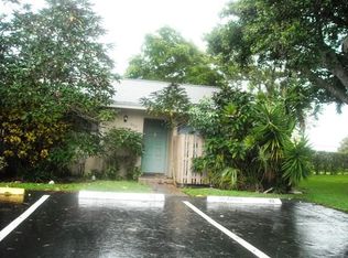 860 Banks Rd, Coconut Creek, FL 33063