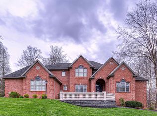 4792 Estate Dr, Newburgh, IN 47630