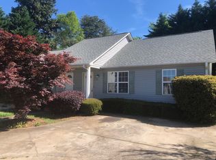 15 Leemike Ct, Taylors, SC 29687