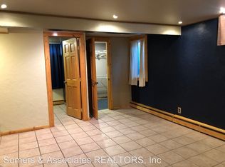 1170 Ivy Dr, Fairbanks, AK 99709