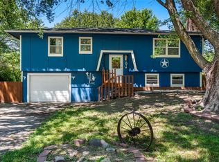 908 W 3rd St, Edgerton, KS 66021