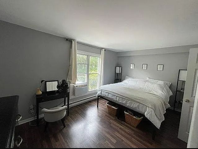 1st image of 110 Morris St #B