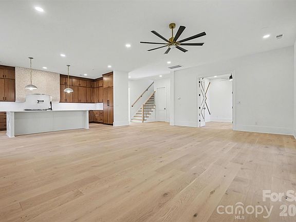 5th image of 0 Heglar Rd #1