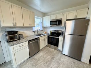 736 Maple Dr, Reading, OH 45215