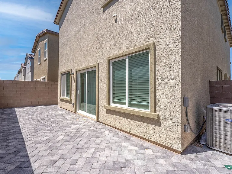 9938 Ullom Dr — Photo 37