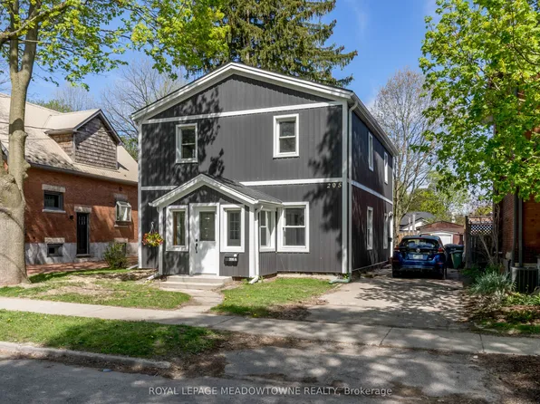 205 Liverpool St #A, Guelph, ON N1H 2L6