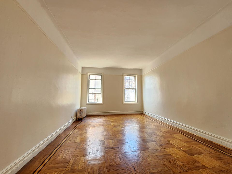 2nd image of 1221 College Ave APT 4G