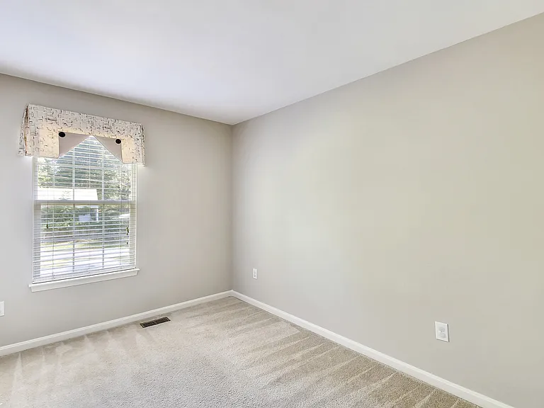 102 W Deer Park Rd — Photo 44