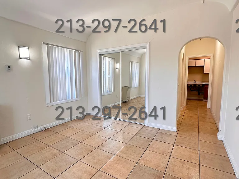 1159 W 39th St #202 — Photo 1