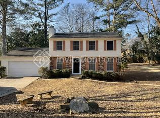 445 N Pond Trl, Roswell, GA 30076