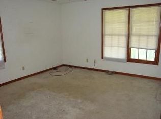 9530 Hoover Rd, Platte City, MO 64079