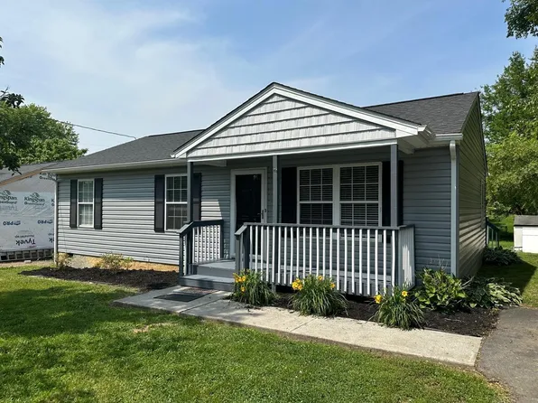 1604 10th St NE, Roanoke, VA 24012