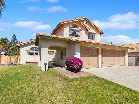 3rd image of 9253 Sunridge Dr