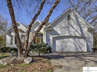 20404 Wildwood Cir, Springfield, NE 68059