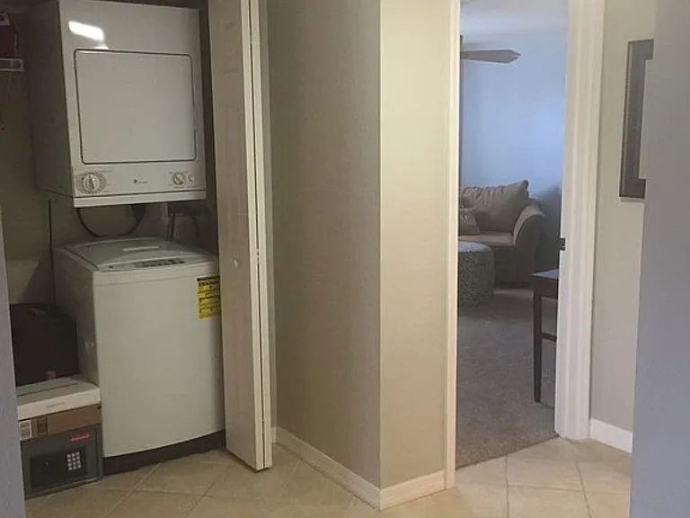 6100 Gulfport Blvd S #301 — Photo 10