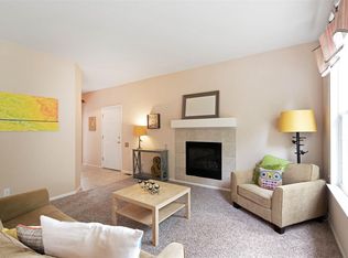 892 S Granby Cir, Aurora, CO 80012
