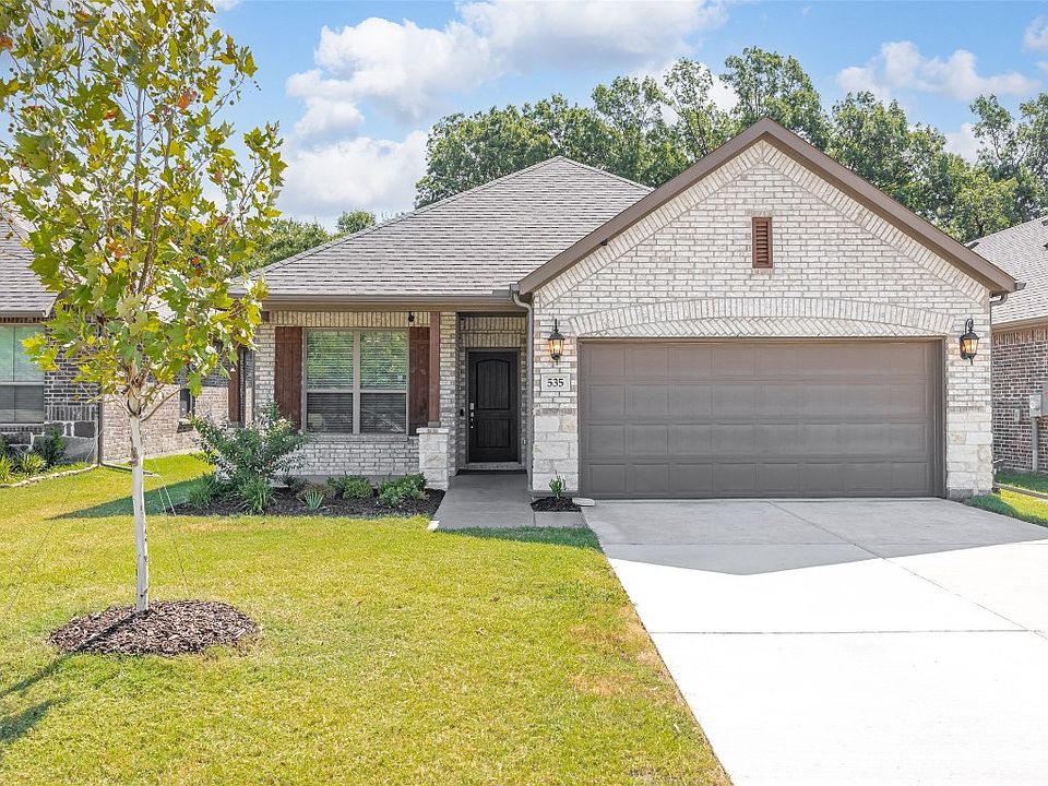 1st image of 535 Remington Way