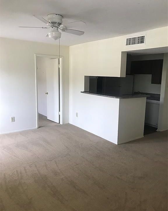 1st image of 10601 South Dr APT 101