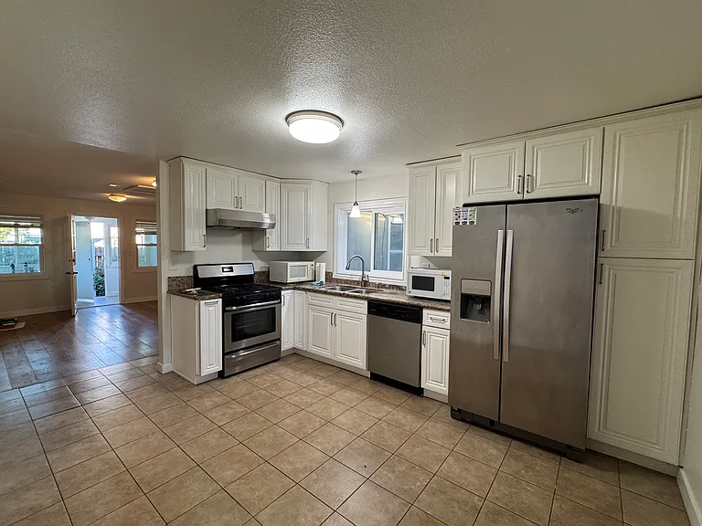 1911 Stagio Dr — Photo 12