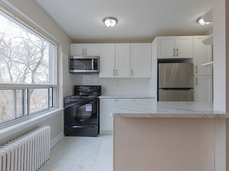 12 Rosseau Rd #12003 — Photo 32