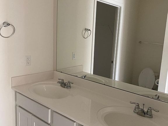 4th image of 6411 Triplett Woods Dr