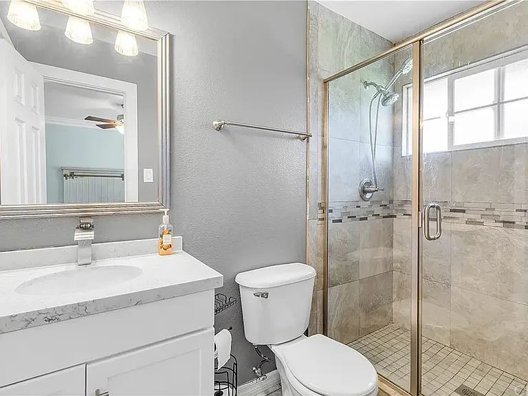 25441 Park Ave — Photo 22