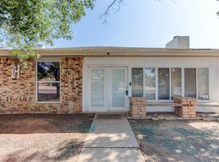 6102 8th Dr, Lubbock, TX 79416