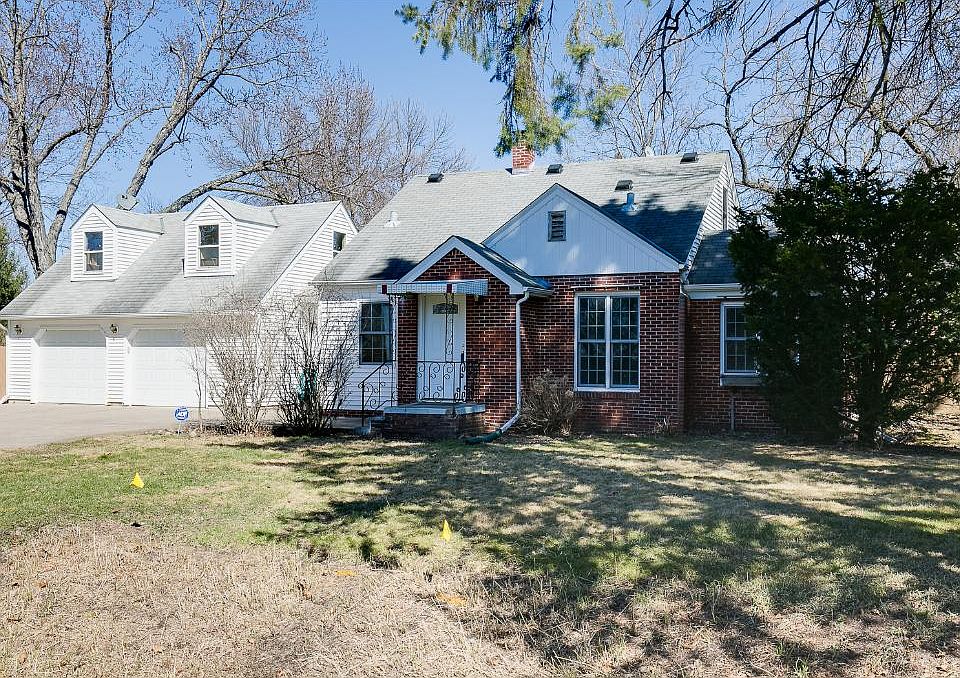1st image of 1026 Bartelmy Ln N