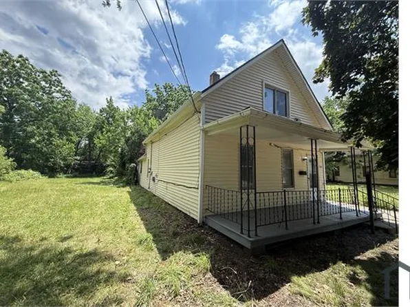 5636 Drake Ave, Cleveland, OH 44127