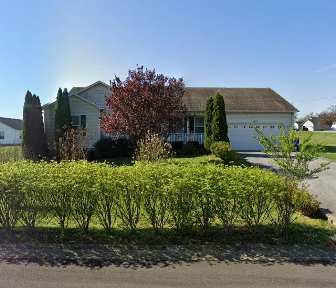 4 bed, 1581 sqft, $2,100 — Photo 1
