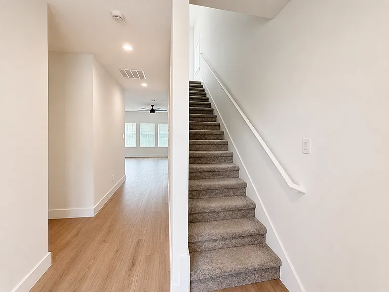 2218 Polk St — Photo 7