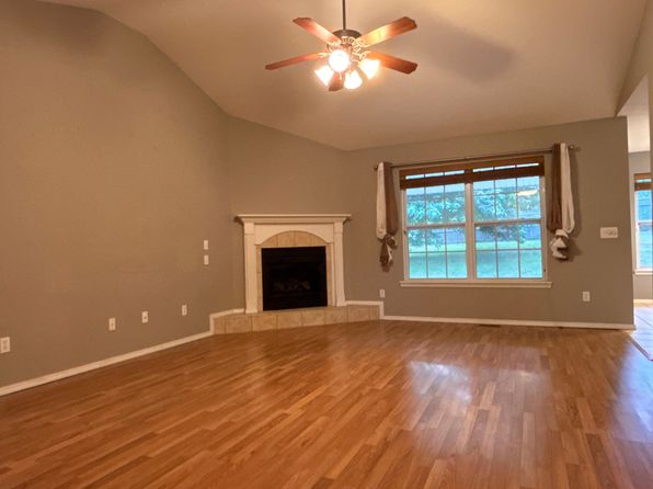503 W Chandler Dr