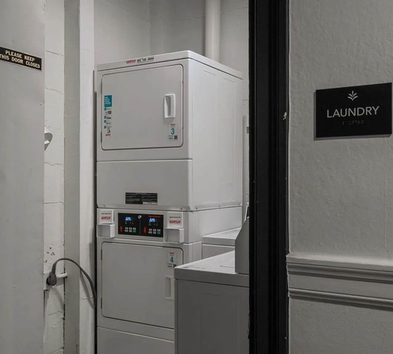 Campus Apartments — Photo 3