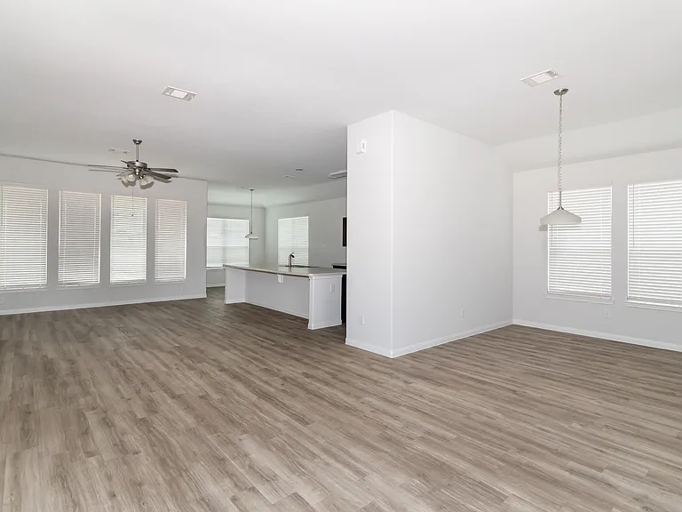 Cory Cornel Ln — Photo 3