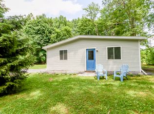 58 Orinsekwa Rd, Valatie, NY 12184