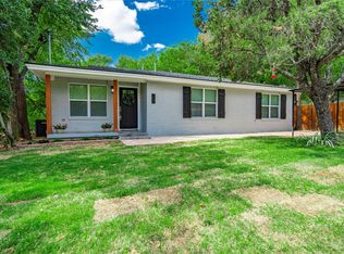 700 Walnut St, Bowie, TX 76230