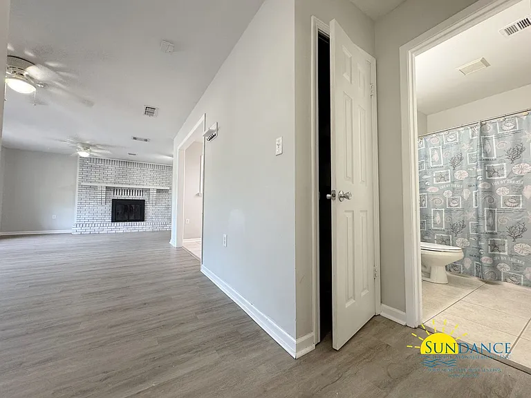 310 Evergreen Dr — Photo 7