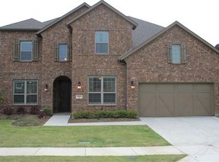 9904 Trinity Dr, Oak Point, TX 75068
