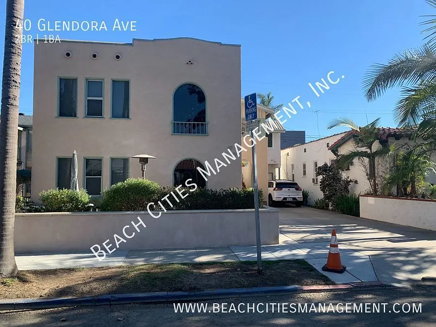 40 Glendora Ave