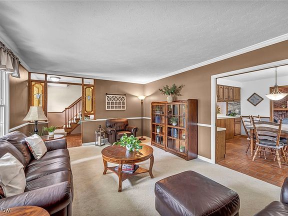 4th image of 8795 Gatewood Dr